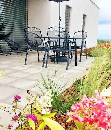 Pasivni Dum Uprostred Louky Villa