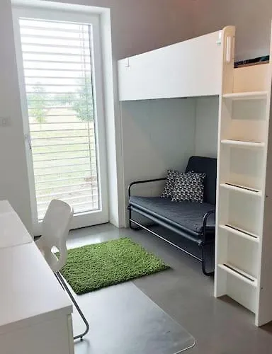 Villa Pasivni Dum Uprostred Louky *